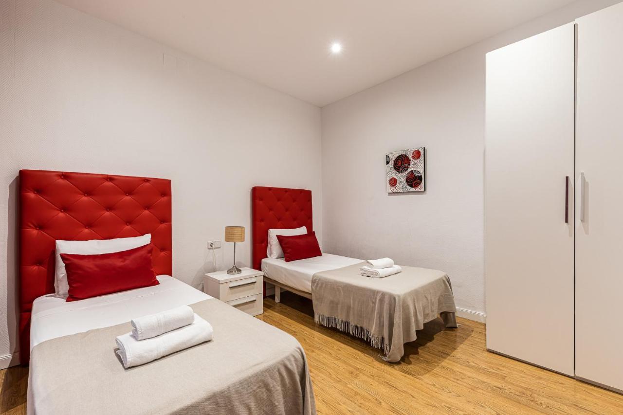 Waou Apartamentos En Sol Confort 8 Madrid Buitenkant foto